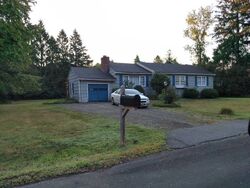Pre-foreclosure in  SHORES RD Randolph, NJ 07869