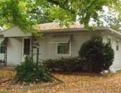 Pre-foreclosure Listing in MADISON AVE EDWARDSVILLE, IL 62025