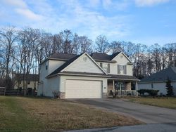 Pre-foreclosure in  AUSTIN BLUFFS CT Toledo, OH 43615