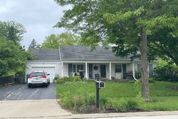 Pre-foreclosure Listing in CHECKER DR BUFFALO GROVE, IL 60089