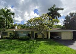 Pre-foreclosure in  NE 29TH CT Fort Lauderdale, FL 33306