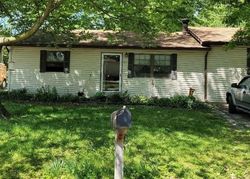 Pre-foreclosure in  ILLINOIS AVE South Roxana, IL 62087