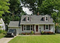 Pre-foreclosure in  BRIARDALE AVE Euclid, OH 44132
