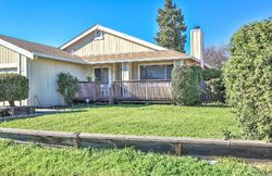 Pre-foreclosure in  WESTWIND WAY Suisun City, CA 94585