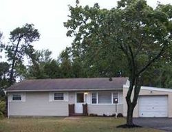 Pre-foreclosure Listing in FAIRVIEW DR TOMS RIVER, NJ 08753