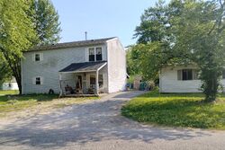 Pre-foreclosure in  E 5TH ST East Saint Louis, IL 62206