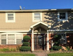 Pre-foreclosure Listing in WICKS AVE NORTH BABYLON, NY 11703