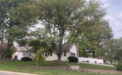 Pre-foreclosure in  WOODRIDGE DR Landisville, PA 17538