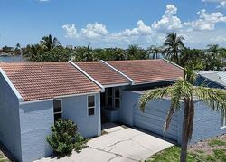 Pre-foreclosure in  59TH AVE Saint Petersburg, FL 33706