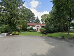 Pre-foreclosure in  GRAMERCY LN Hillsdale, NJ 07642