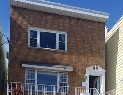 Pre-foreclosure Listing in PALISADE AVE UNION CITY, NJ 07087