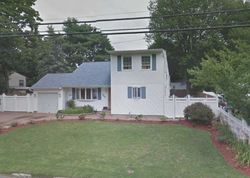 Pre-foreclosure Listing in CLAYWOOD DR BRENTWOOD, NY 11717