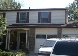 Pre-foreclosure in  LEMONTREE DR Cincinnati, OH 45240