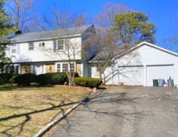  Whinstone St, Coram NY