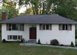 Pre-foreclosure Listing in WESTLAKE DR VALHALLA, NY 10595