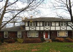 Pre-foreclosure Listing in ROYAL PARK TER HILLSDALE, NJ 07642