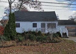  N 20th St, Wyandanch NY