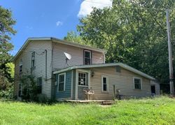 Pre-foreclosure in  HILLCREST PL Creve Coeur, IL 61610