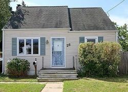 Pre-foreclosure Listing in VERONICA LN NORTH BABYLON, NY 11703