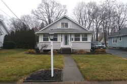 Pre-foreclosure in  JEFFERSON AVE Pompton Lakes, NJ 07442