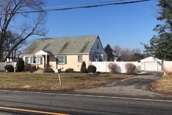 Pre-foreclosure in  KINGS HWY Mickleton, NJ 08056