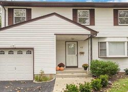 Pre-foreclosure Listing in EARL RD MELVILLE, NY 11747