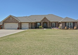 Pre-foreclosure in  ASHLEY TRL Edmond, OK 73025