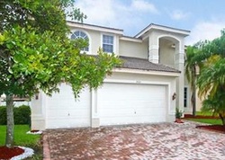 Pre-foreclosure in  SW 152ND TER Hollywood, FL 33027