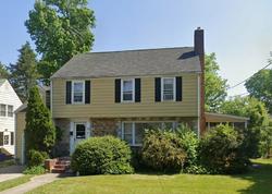 Pre-foreclosure in  PINGREE AVE Trenton, NJ 08618