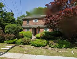 Pre-foreclosure in  SCHOOL ST Westbury, NY 11590