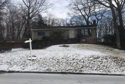 Pre-foreclosure Listing in HIAWATHA BLVD OAKLAND, NJ 07436