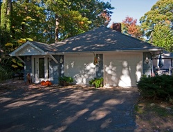  Hawks Nest Rd, Stony Brook NY