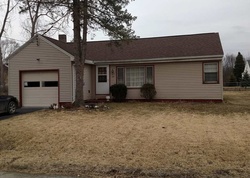 Pre-foreclosure Listing in WESTERN AVE WATERVLIET, NY 12189