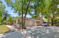 Pre-foreclosure in  MEADOW WOOD DR West Palm Beach, FL 33414