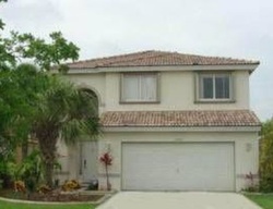 Pre-foreclosure in  NW 14TH ST Hollywood, FL 33029