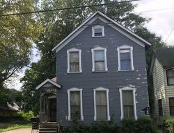 Pre-foreclosure in  ZOETER AVE Cleveland, OH 44103