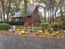 Pre-foreclosure Listing in GARDEN RD ROCKY POINT, NY 11778