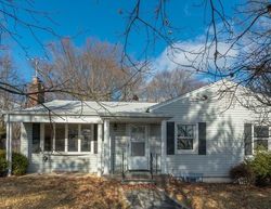 Pre-foreclosure Listing in W SHORE RD PORT WASHINGTON, NY 11050