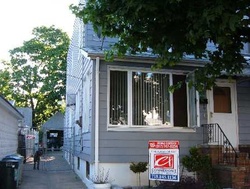 Pre-foreclosure Listing in 96TH ST OZONE PARK, NY 11417