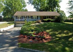 Pre-foreclosure in  FAIRVIEW DR East Hanover, NJ 07936