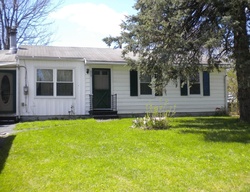 Pre-foreclosure in  RESSEGUIE DR Syracuse, NY 13209