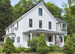 Pre-foreclosure Listing in PEEKSKILL HOLLOW RD PUTNAM VALLEY, NY 10579