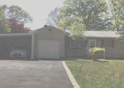 Pre-foreclosure Listing in SMITH LN CENTEREACH, NY 11720