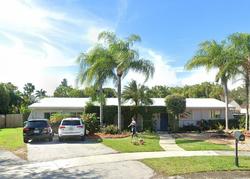 Pre-foreclosure in  SW 200TH TER Miami, FL 33189