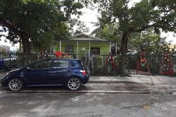  Nw 30th St, Miami FL