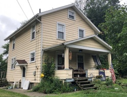 Pre-foreclosure Listing in HARSH AVE SE MASSILLON, OH 44646