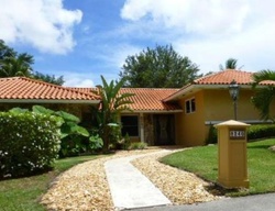 Pre-foreclosure in  N KENDALL DR Miami, FL 33156