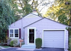 Pre-foreclosure Listing in VALLEY ST MAPLEWOOD, NJ 07040