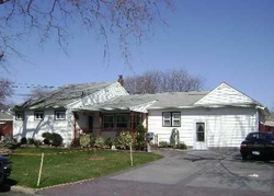  Brooklyn Blvd, Bay Shore NY