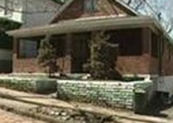 Pre-foreclosure Listing in ROMINE AVE MCKEESPORT, PA 15132